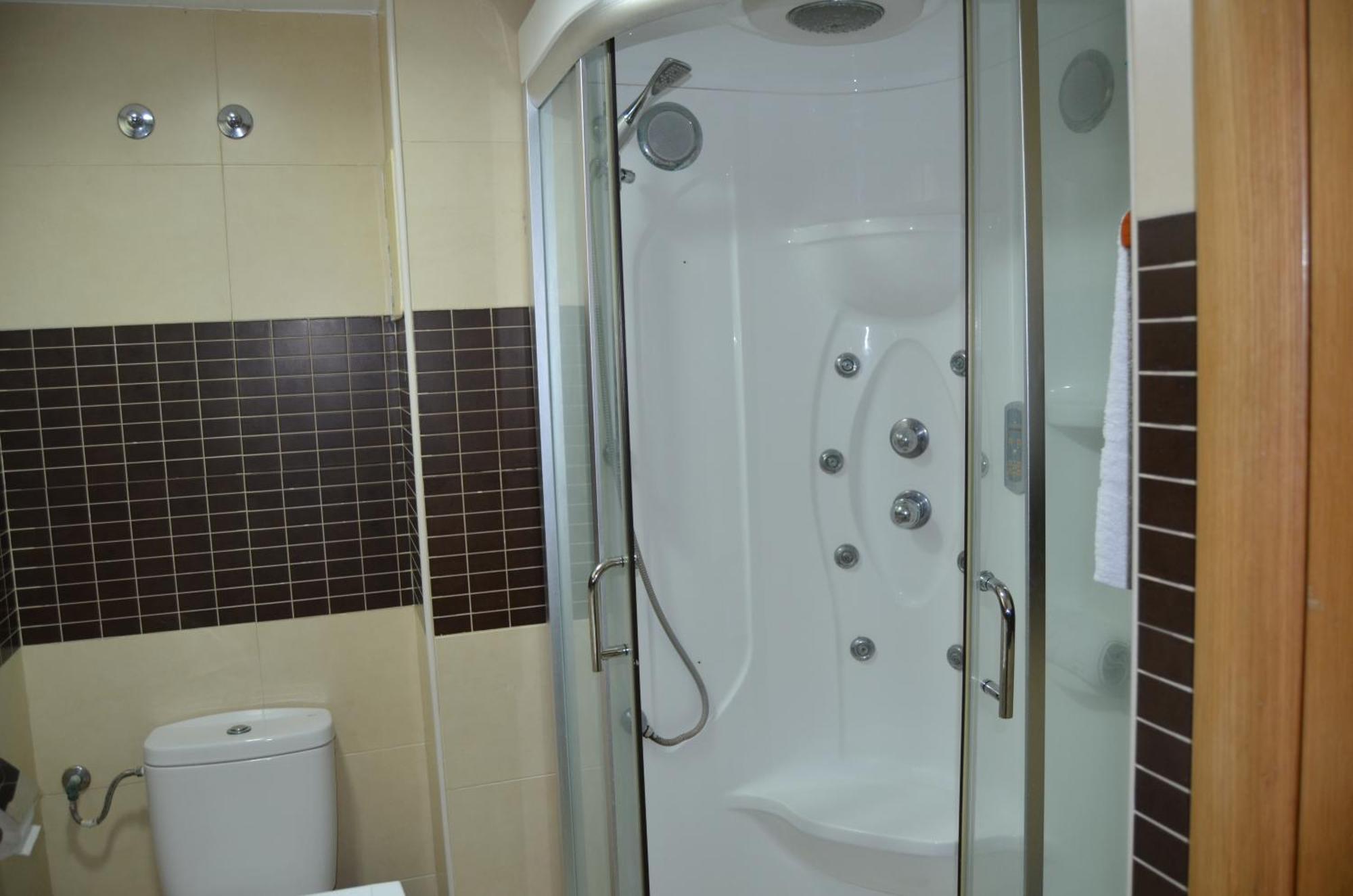 Apartamentos Edif Estocolmo 7ºb Бенидорм Екстериор снимка