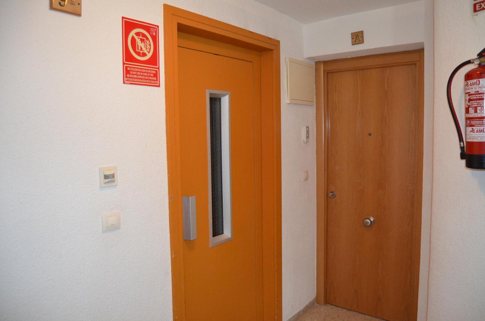 Apartamentos Edif Estocolmo 7ºb Бенидорм Екстериор снимка